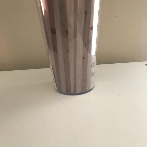 Acrylic/hard plastic cup with Roberts frost quote - Picture 5 of 5